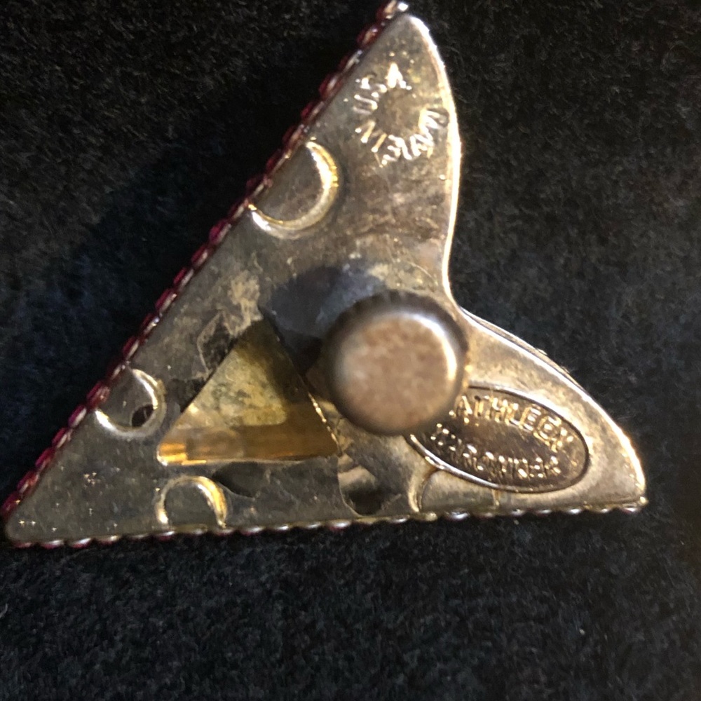 Vintage Collar Tips - Picture 5 of 8